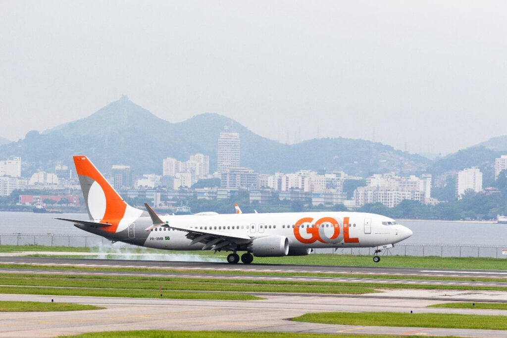 Gol está autorizada a decolar no Santos Dumont em condições de teto e visibilidade reduzidos Gol está autorizada a decolar no Santos Dumont em condições de teto e visibilidade reduzidos