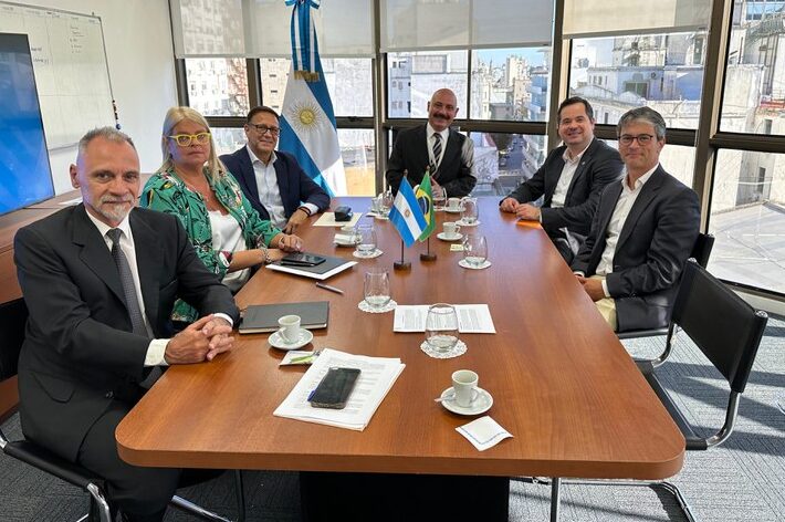 Acordo de céus abertos acaba com limite semanal de voos entre Brasil e Argentina 2 3cbf71f0 4a48 4c8d 8f09 3c9d443e1978 e1710378085430 Acordo de céus abertos acaba com limite semanal de voos entre Brasil e Argentina