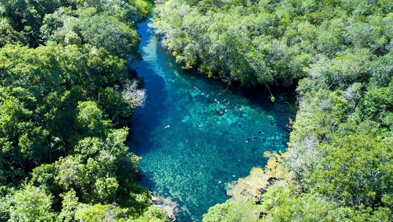 Seis em cada 10 brasileiros veem prejuízos de mudanças climáticas ao turismo, diz MTur Seis em cada 10 brasileiros veem prejuízos de mudanças climáticas ao turismo, diz MTur