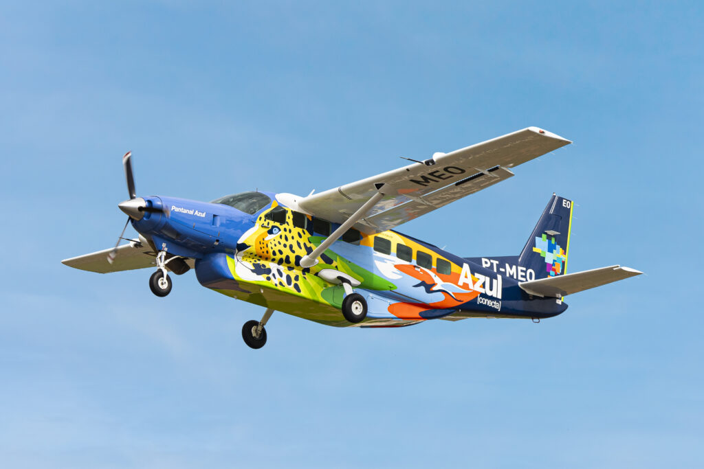 "Conheça o Brasil: Voando": Azul Conecta e MTur lançam aeronave em homenagem ao Pantanal