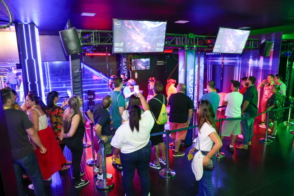 Agentes de viagens dentro do Exceed Games Park