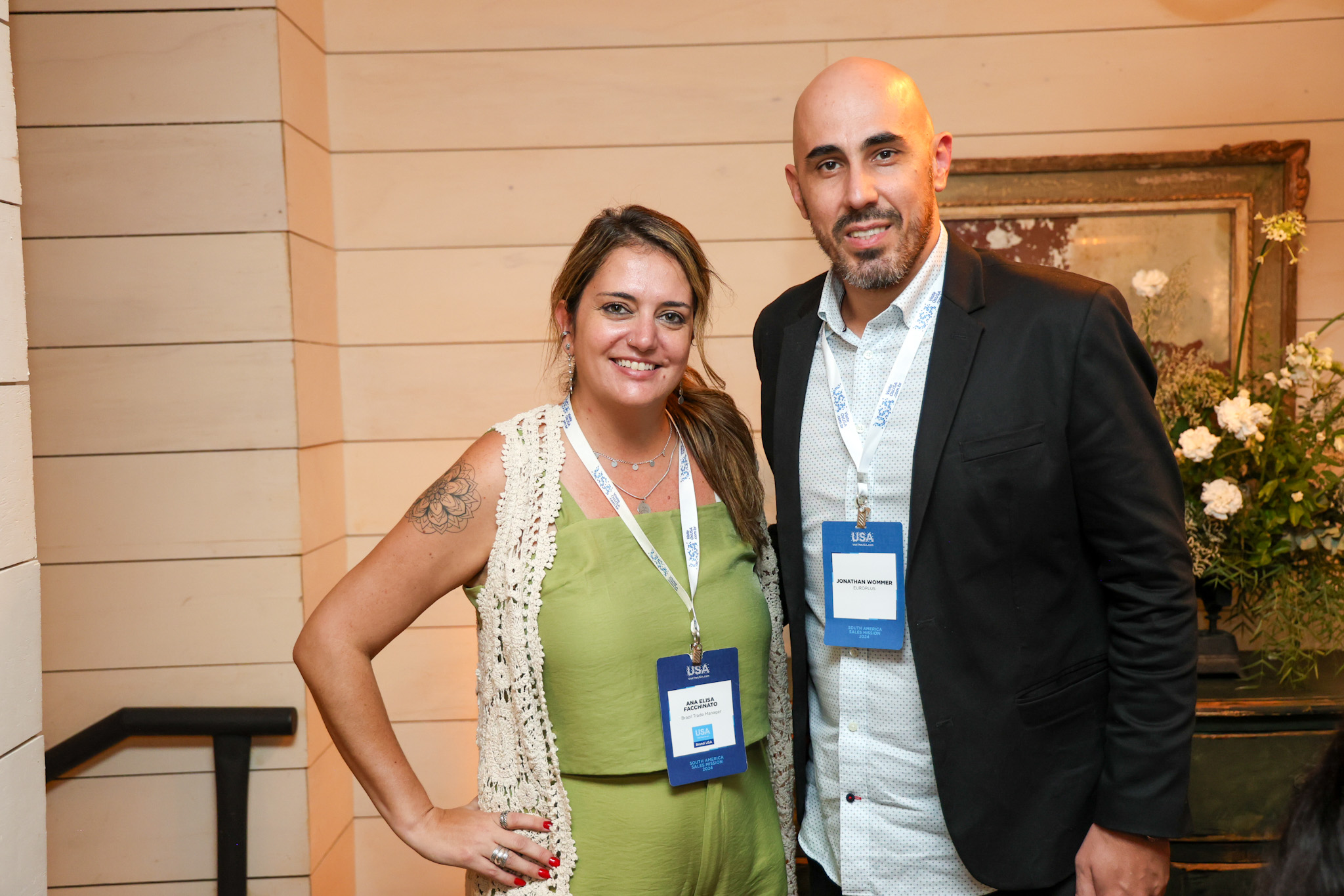 Ana Facchinato, gerente de Trade do Brand USA, e Jonathan Wommer, da Europlus Ana Facchinato, gerente de Trade do Brand USA, e Jonathan Wommer, da Europlus