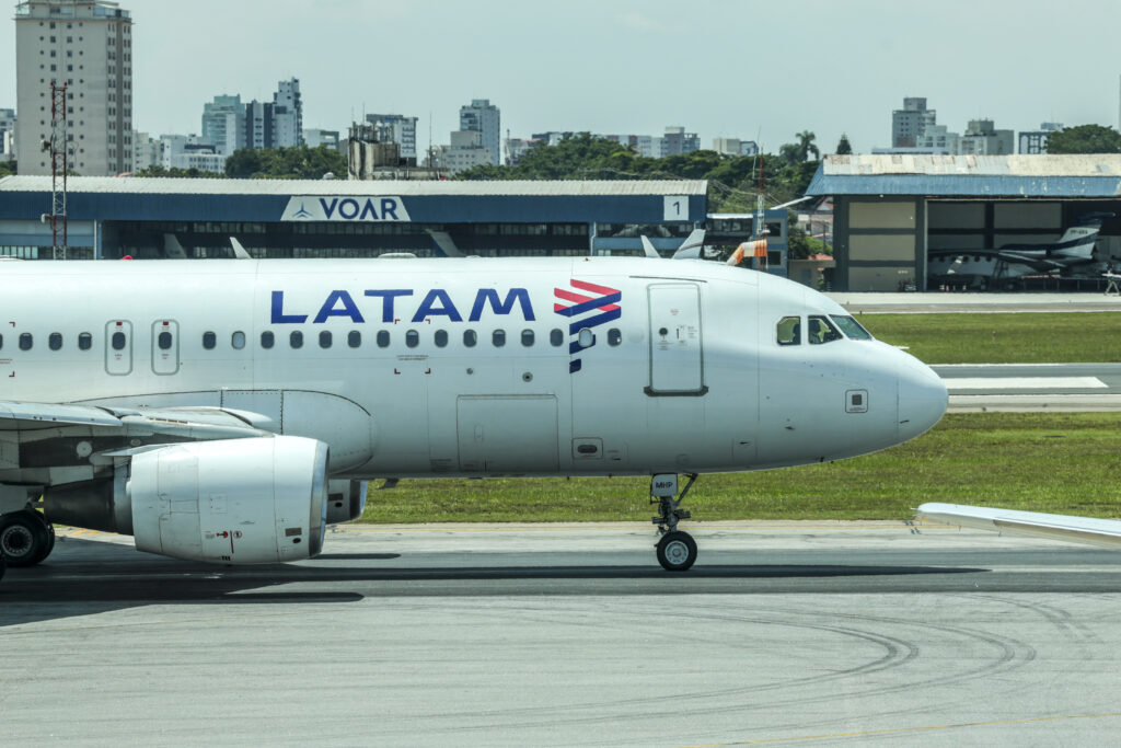 Aviao Latam Foto Eric Ribeiro 4 2 Latam terá voos diretos entre Congonhas e Joinville