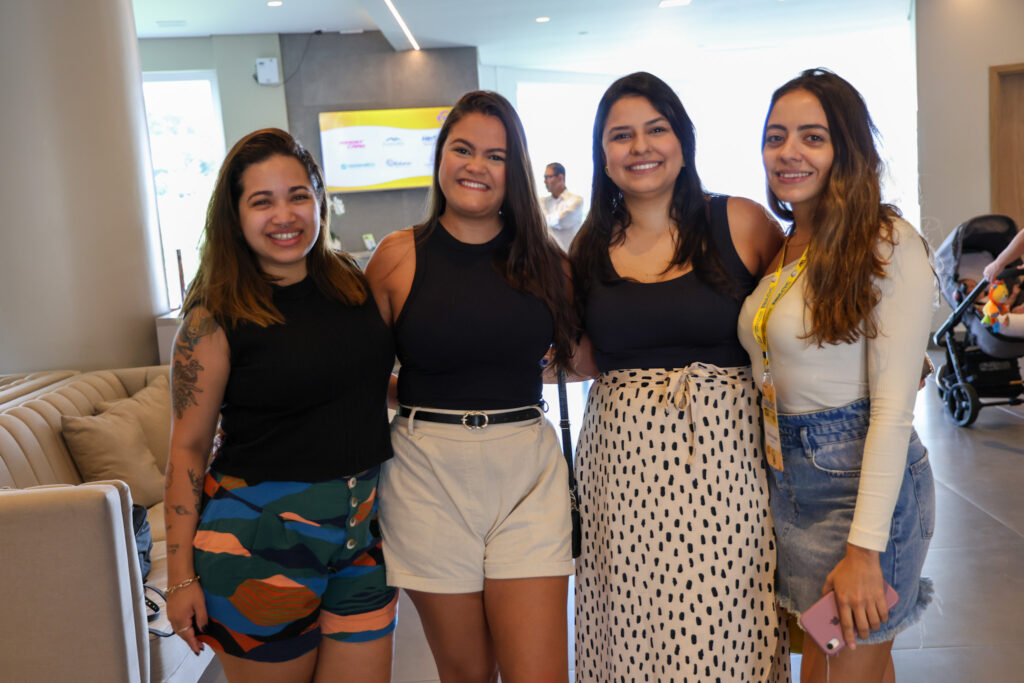 Brenda Sales, Giovanna Priosti, Tatiane Sola, e Letícia Sabião, da CVC Corp