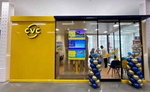 CVC inaugura primeira loja modular do Brasil em São Paulo (SP)
