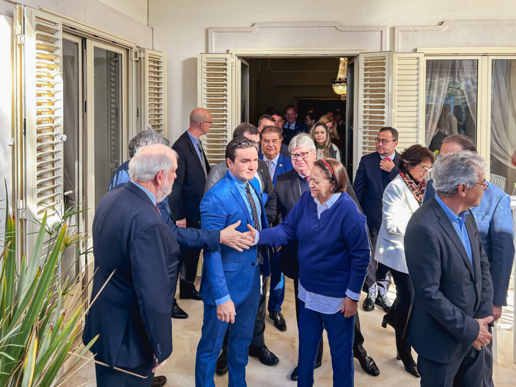 Chegada da delegação brasileira na casa do embaixador do Brasil em Portugal