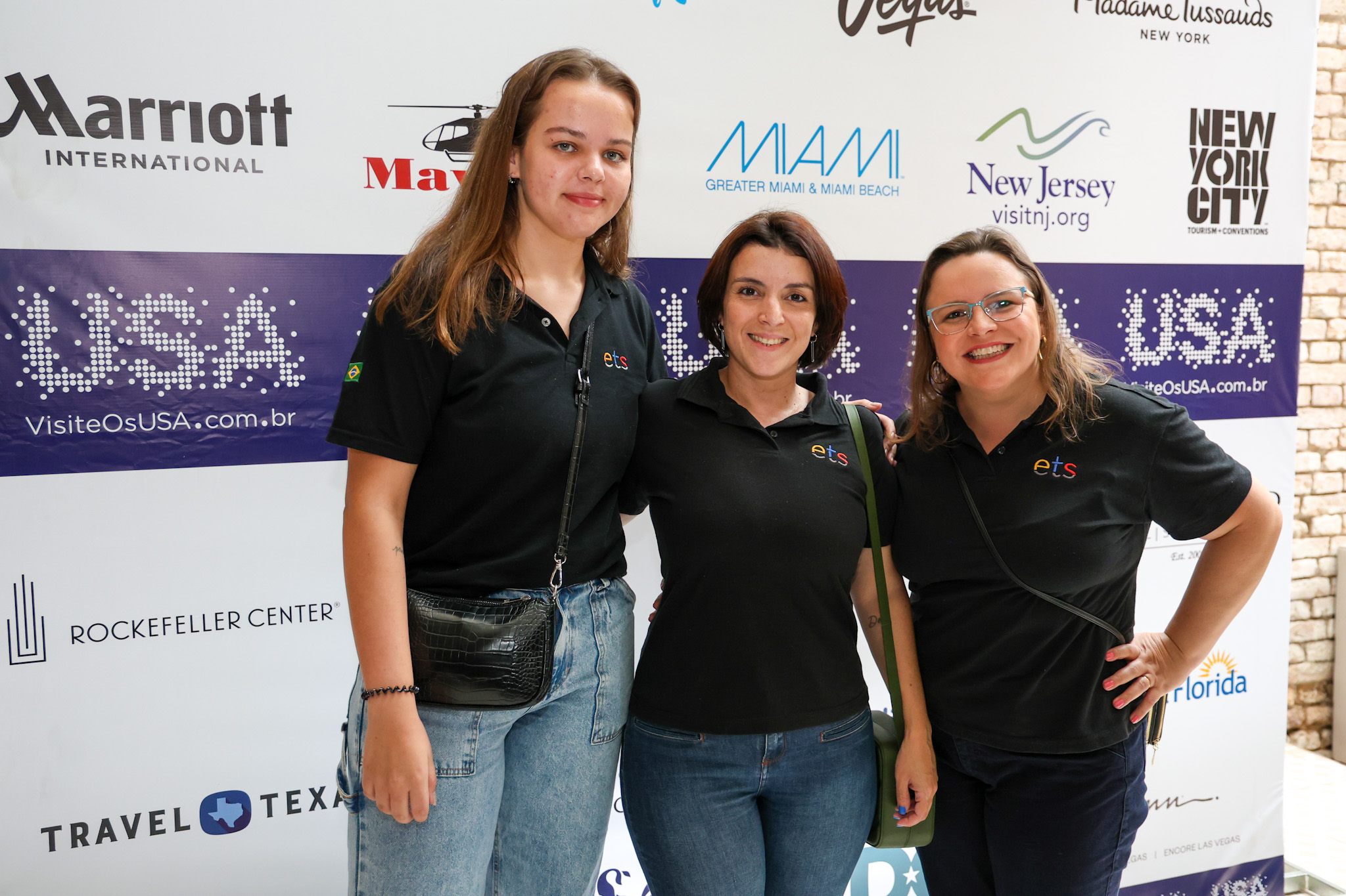 Christiane Domingos, Amanda Santana e Andressa Dudenas, da ETS Christiane Domingos, Amanda Santana e Andressa Dudenas, da ETS