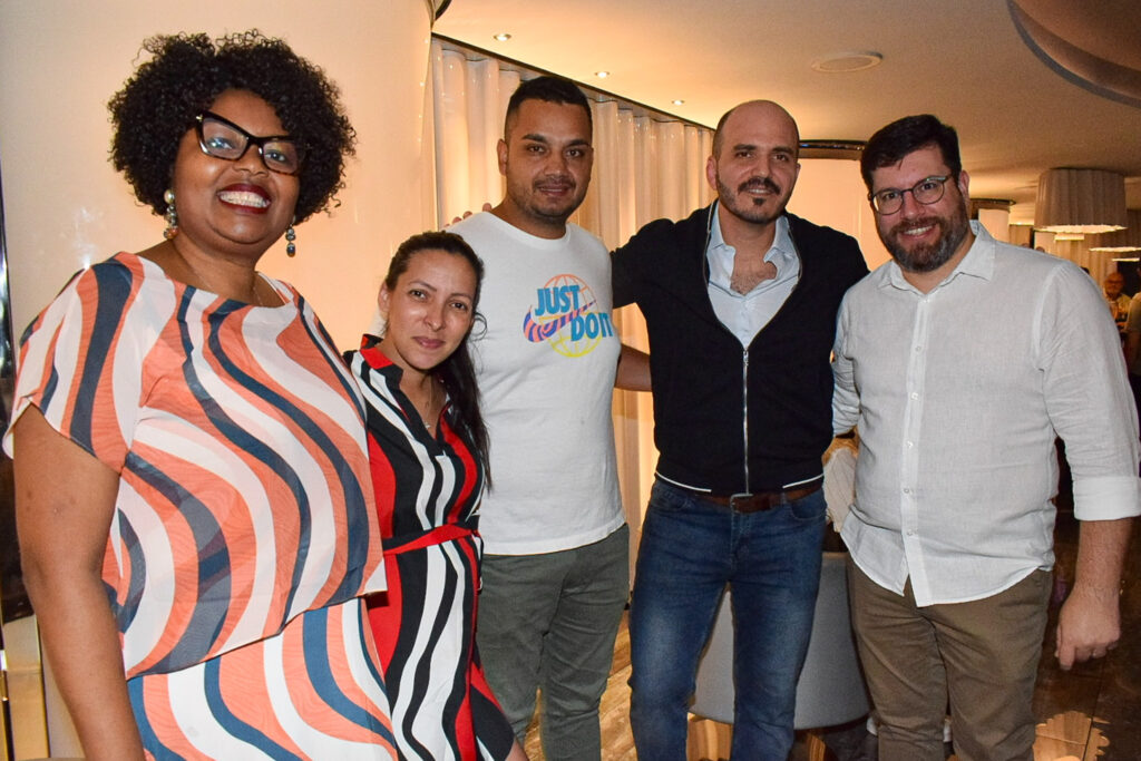 Claudia Gonçalves, da ViagensPromo; Amanda Conde e Wellington Medina, da Qviagem; Rafael Grosso, da MSC; Renato Alves, da ViagensPromo