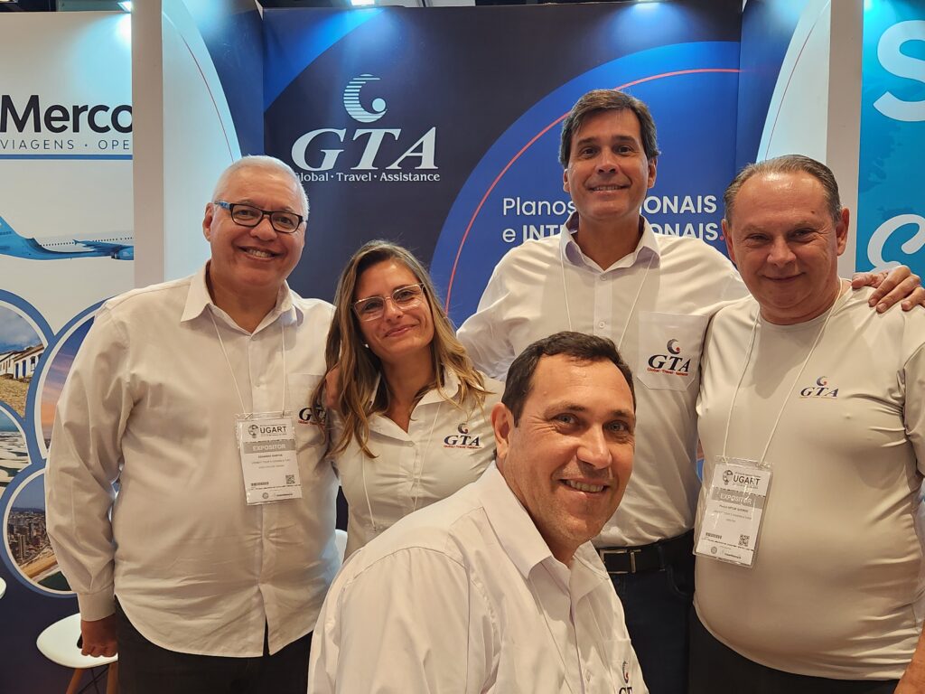 Eduardo Santos, Vendas Serra Gaúcha, Catiusca Kirsch, Vendas PA e região Metropolitana, Rogério Esteves, coordenador de Vendas, Paulo Queiros e Pedro Ferreira, representantes RS e SC