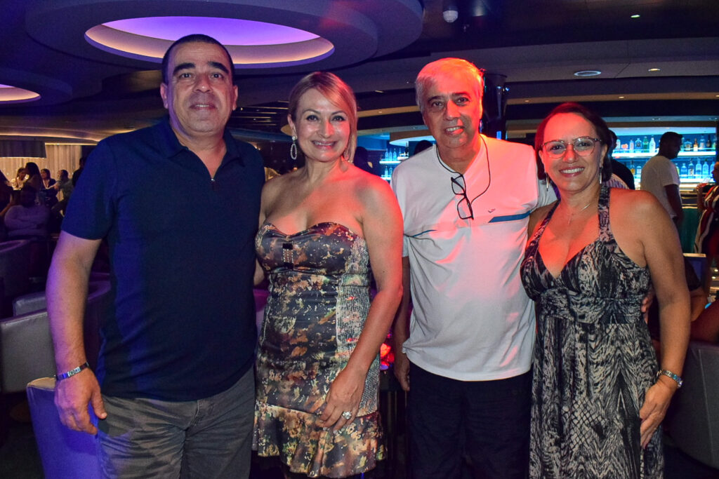 Daniel Issa e Vilani Oliveira, da Cia Tour Viagens com Celso Miranda e Elsa Miranda, da LM Turismo