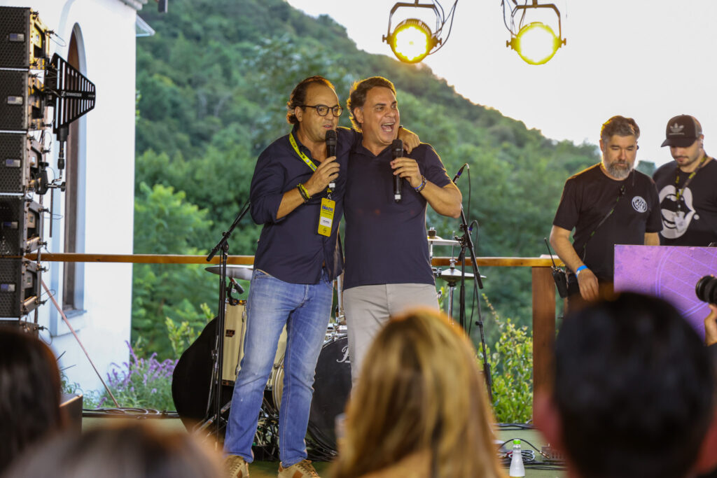 Abertura da Convenção de Vendas 2024 da CVC reúne líderes em Gramado; veja fotos