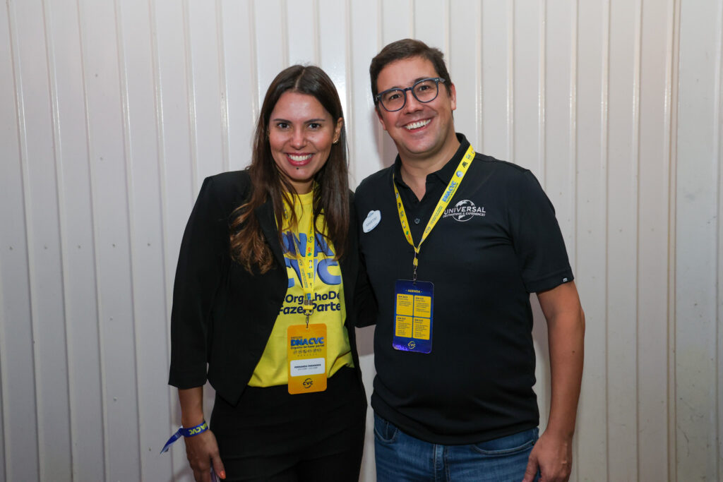 Fernanda Paranhos, da CVC Corp, e Martin Diniz, da Universal