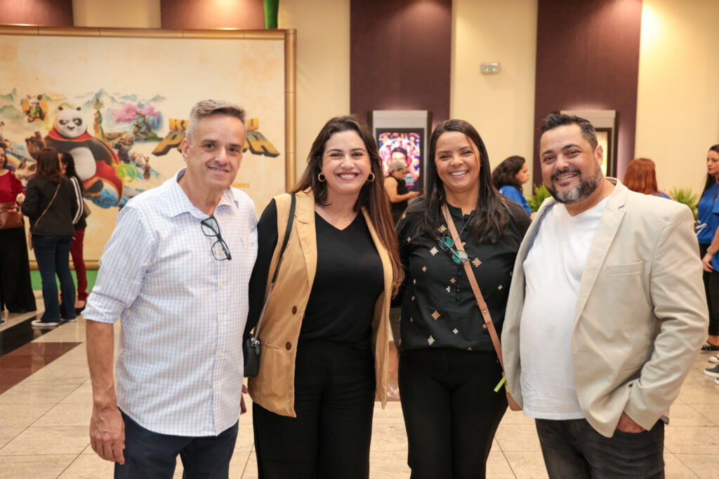 Fernando Paulo, Bruna Sanchez, Elenilde Rodrigues e Leandro Reis, da Agaxtur