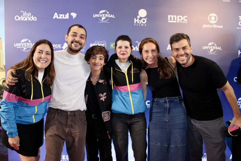 Gabriella Cavalheiro, Eduardo Sterblitch, Pedro Borgarelli, Caroll Almeida, Juliana Pisani e Rafael Monteiro