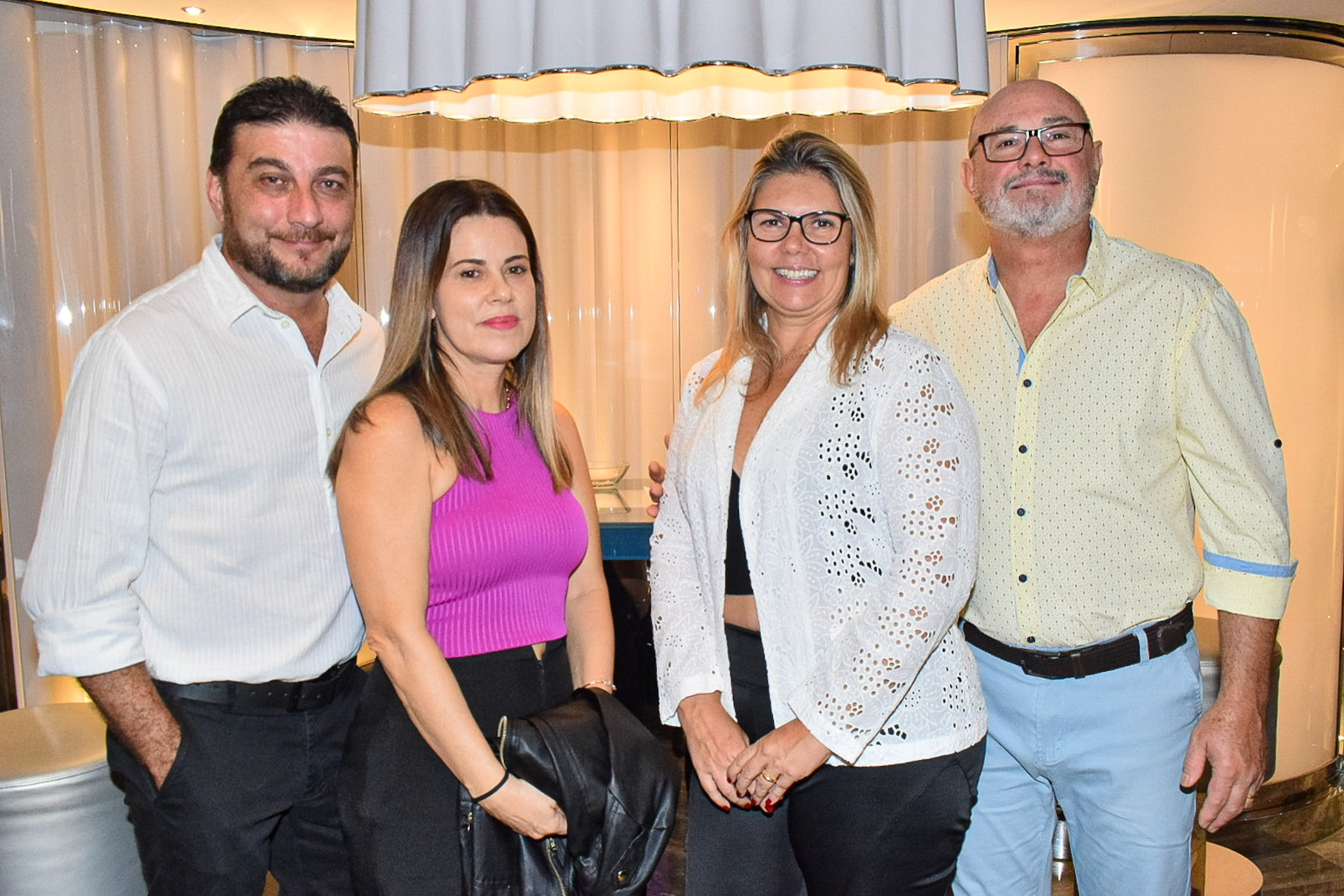 Gilberto Reis e Dirce Melo, da Brazil Way Operadora, com Edilaine Zancope e Marcos Zancope, da E3turismo Gilberto Reis e Dirce Melo, da Brazil Way Operadora, com Edilaine Zancope e Marcos Zancope, da E3turismo
