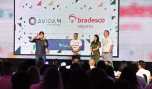 Avipam fecha parceria para comercialização exclusiva do seguro-viagem do Bradesco