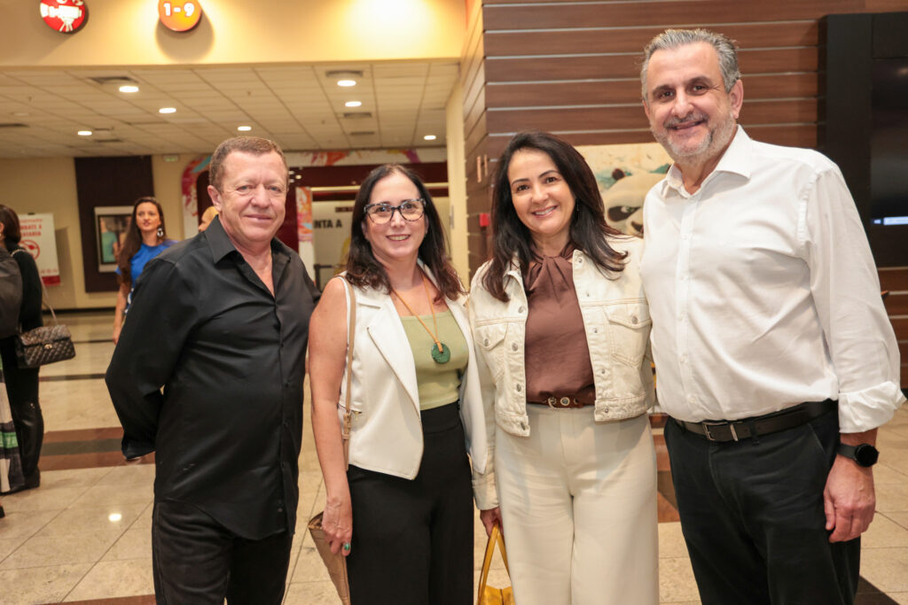 Jarbas Correa Júnior, Andréia Leone, Patrícia Armelin e Clayton Armelin, da Agaxtur