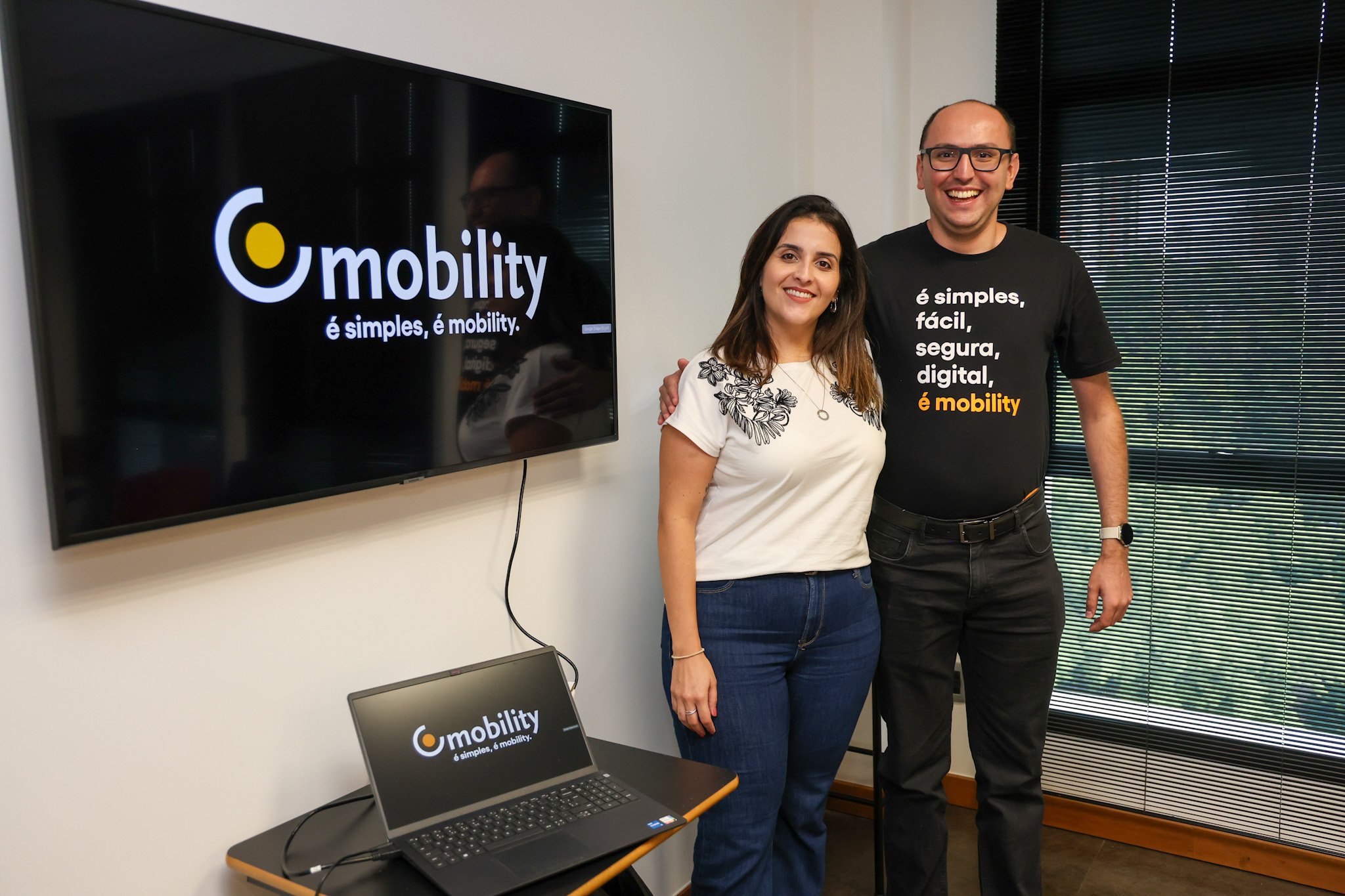 Julia Arana e Felipe Becker, da Mobility Julia Arana e Felipe Becker, da Mobility