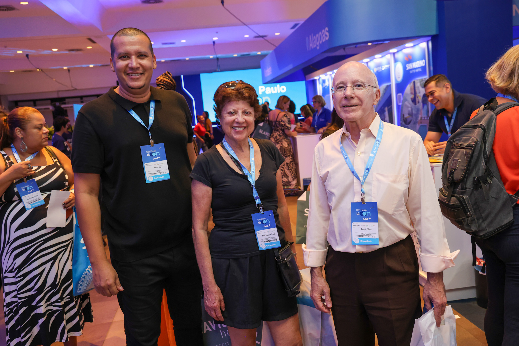 Marcos Reis, da Gaby Tour, Maria Aparecida, da Pórtico Turístico, e Drausio Tabuso, da Tabuso Turismo Marcos Reis, da Gaby Tour, Maria Aparecida, da Pórtico Turístico, e Drausio Tabuso, da Tabuso Turismo