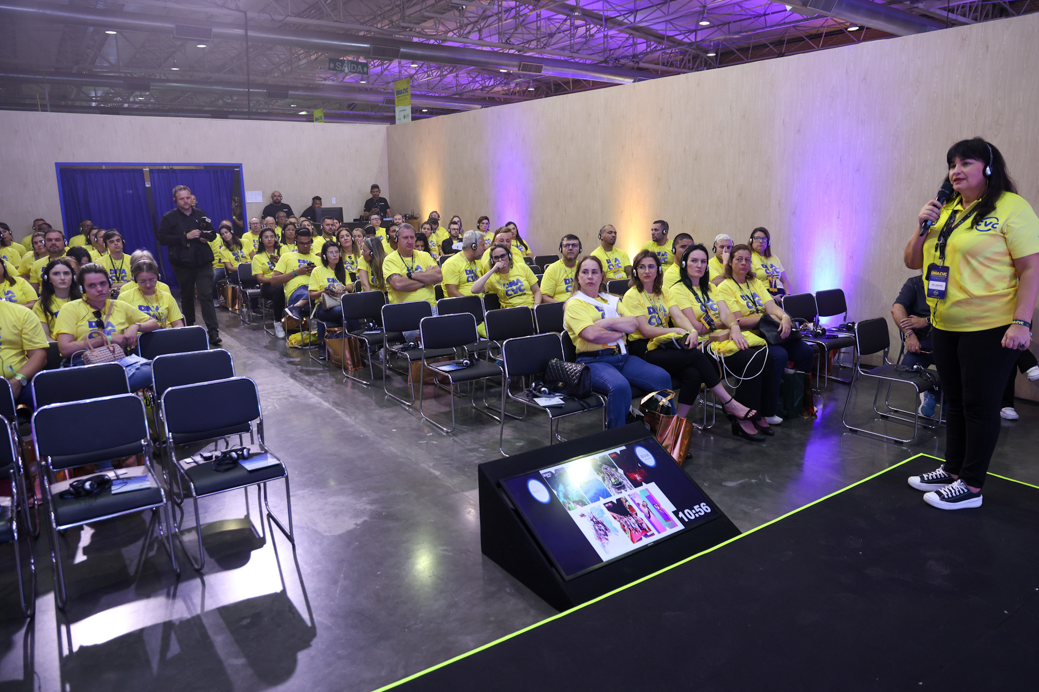 Mari Magalhães, de Cancún Mexicano Oásis Mari Magalhães, de Cancún Mexicano Oásis