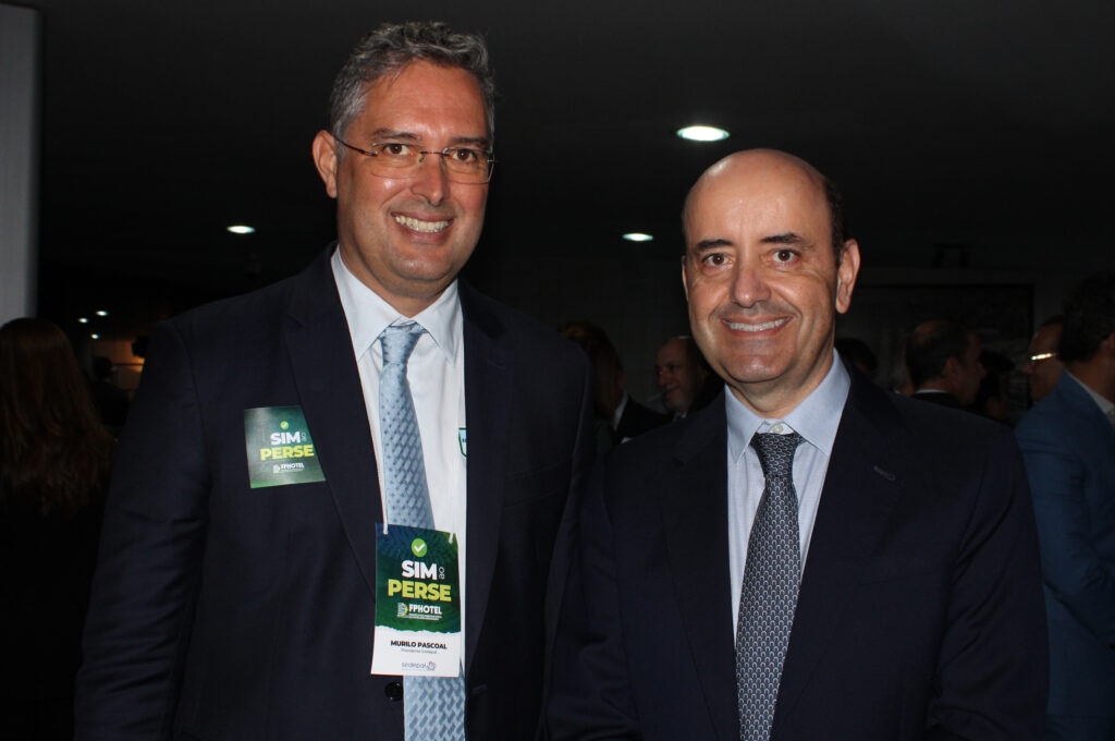 Murilo Paschoal, CEO do Beach Park, e Antonio Dias, diretor do Royal Palm