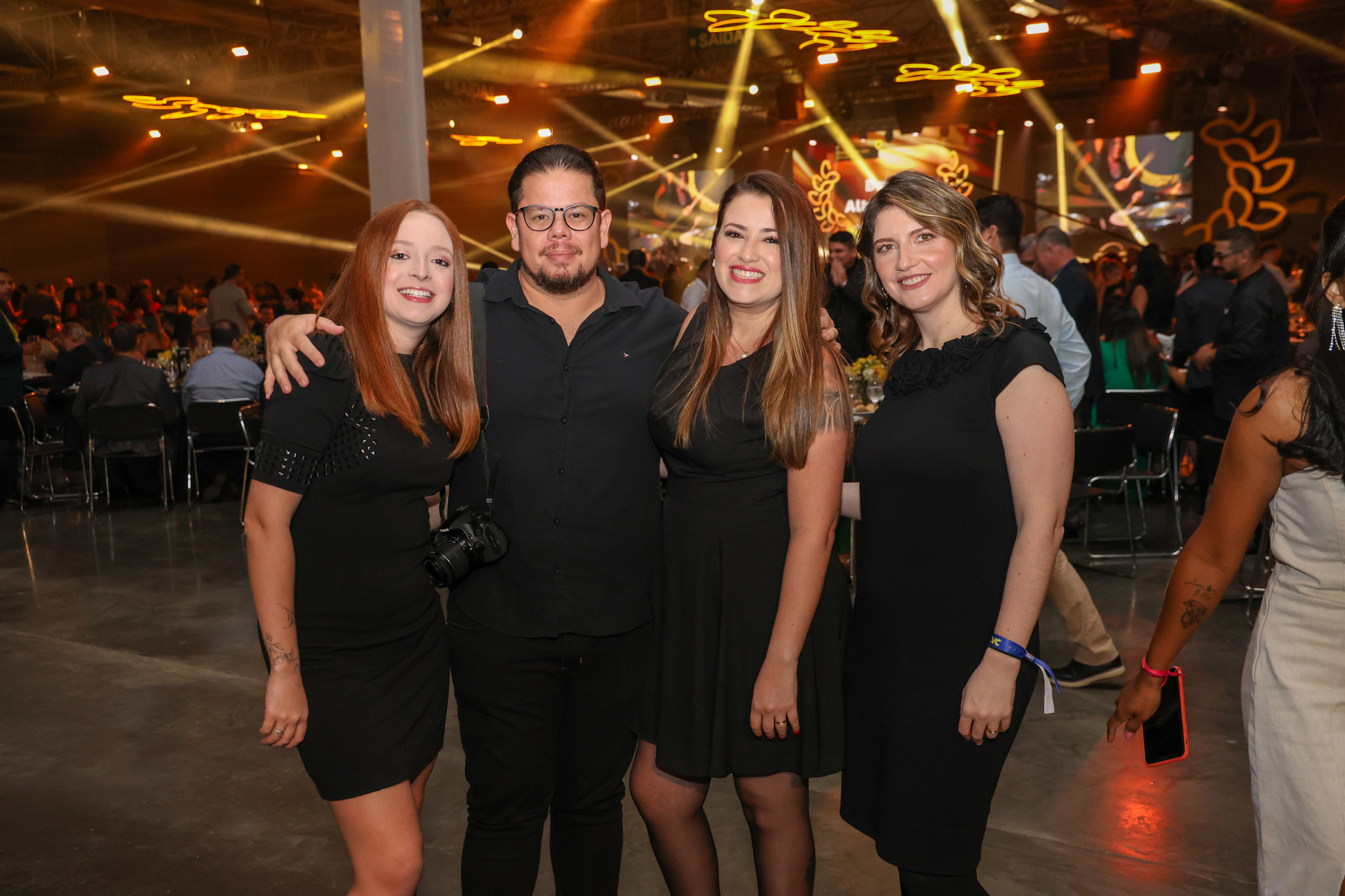 Nayara Thondorf, Almir Júnior, Karina Biachini e Renata Giannotti, da CVC Corp Nayara Thondorf, Almir Júnior, Karina Biachini e Renata Giannotti, da CVC Corp