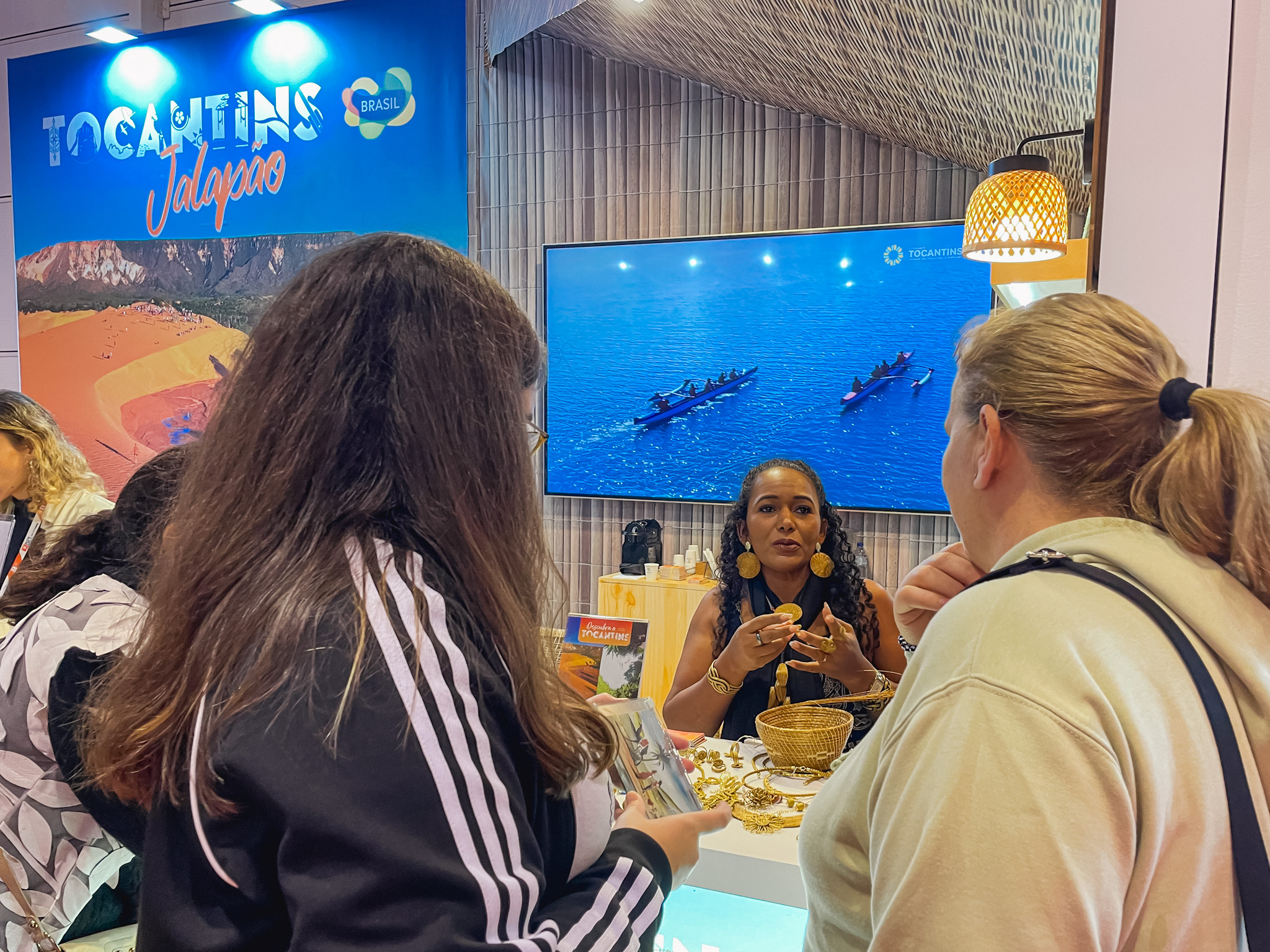 O estande de Tocantins lotou de visitantes querendo conhecer o artesanato e o destino O estande de Tocantins lotou de visitantes querendo conhecer o artesanato e o destino