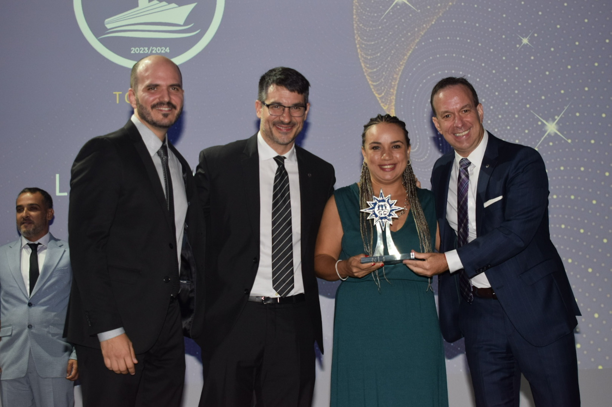 Premiado da empresa Logitravel, na categoria TOP 10 Premiado da empresa Logitravel, na categoria TOP 10