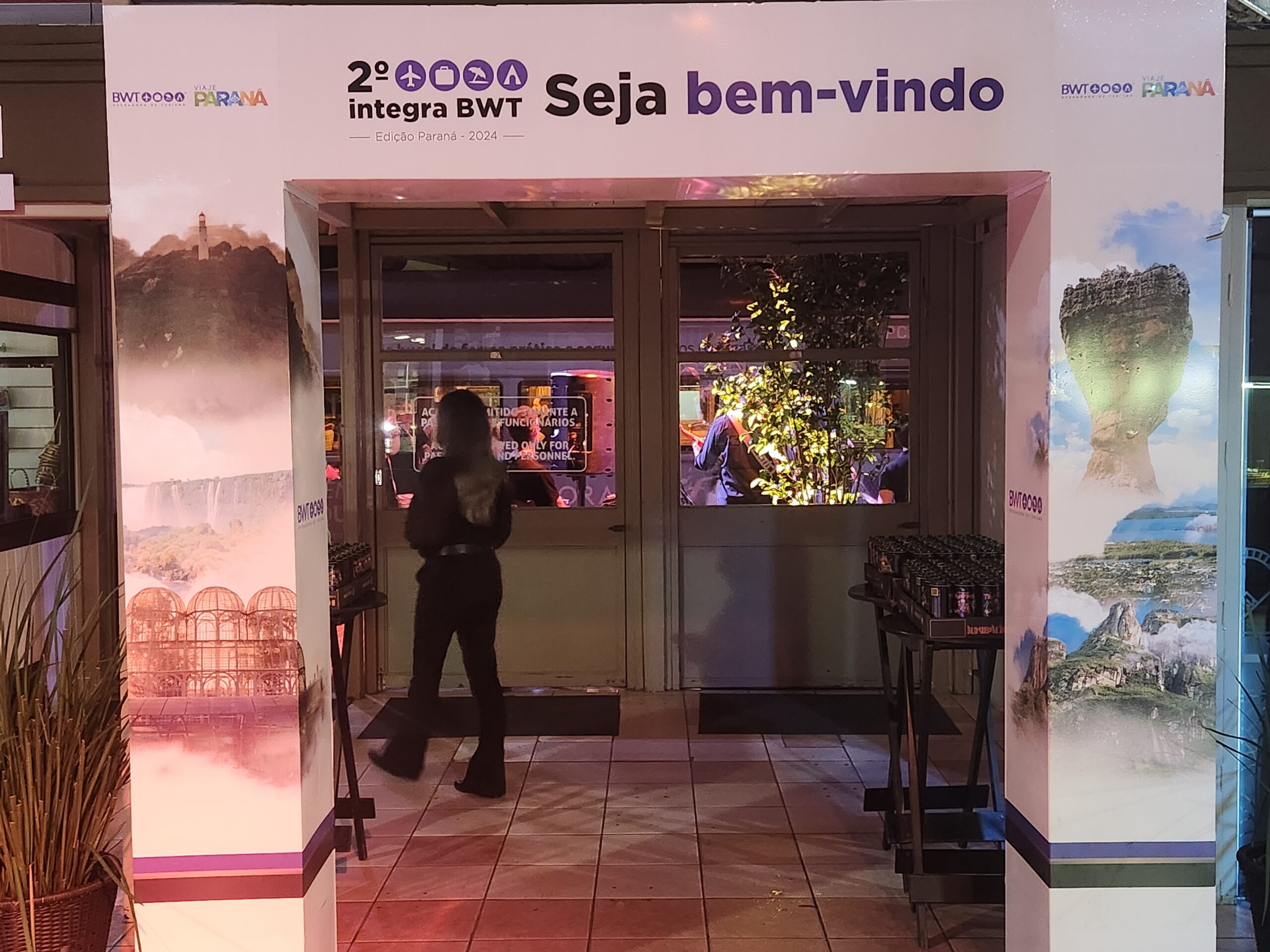 Recepção aos agentes de viagens e convidados na Estação Ferroviária Recepção aos agentes de viagens e convidados na Estação Ferroviária