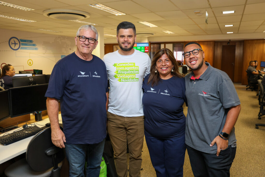 Roberto Garbin, da Ancoradouro, Marcel Mazzonetto, da TAP, e Solange Ferreira e Lucas Camargo, da Ancoradouro