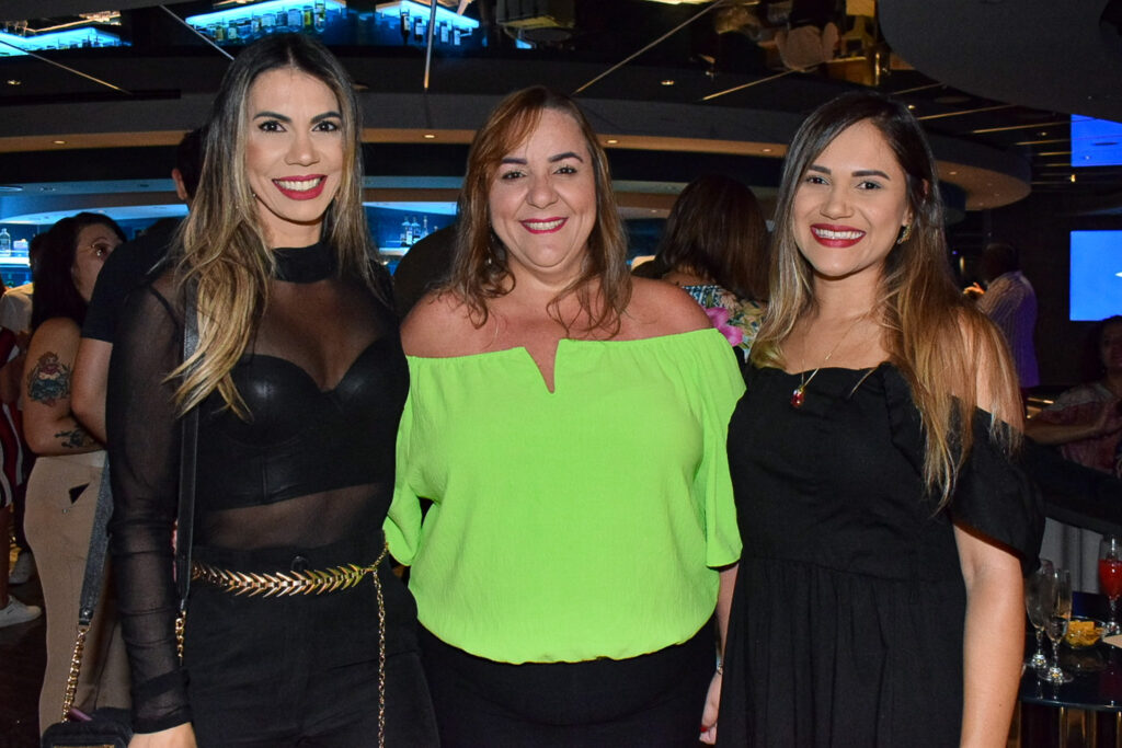 Samai Bagatelli e Edivania Gaiotti, da Mais Viagens e Keila Amorim, da MSC