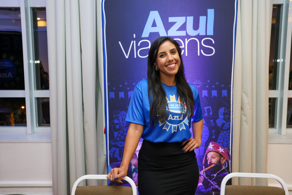 Tayná Godoy, da Azul Viagens