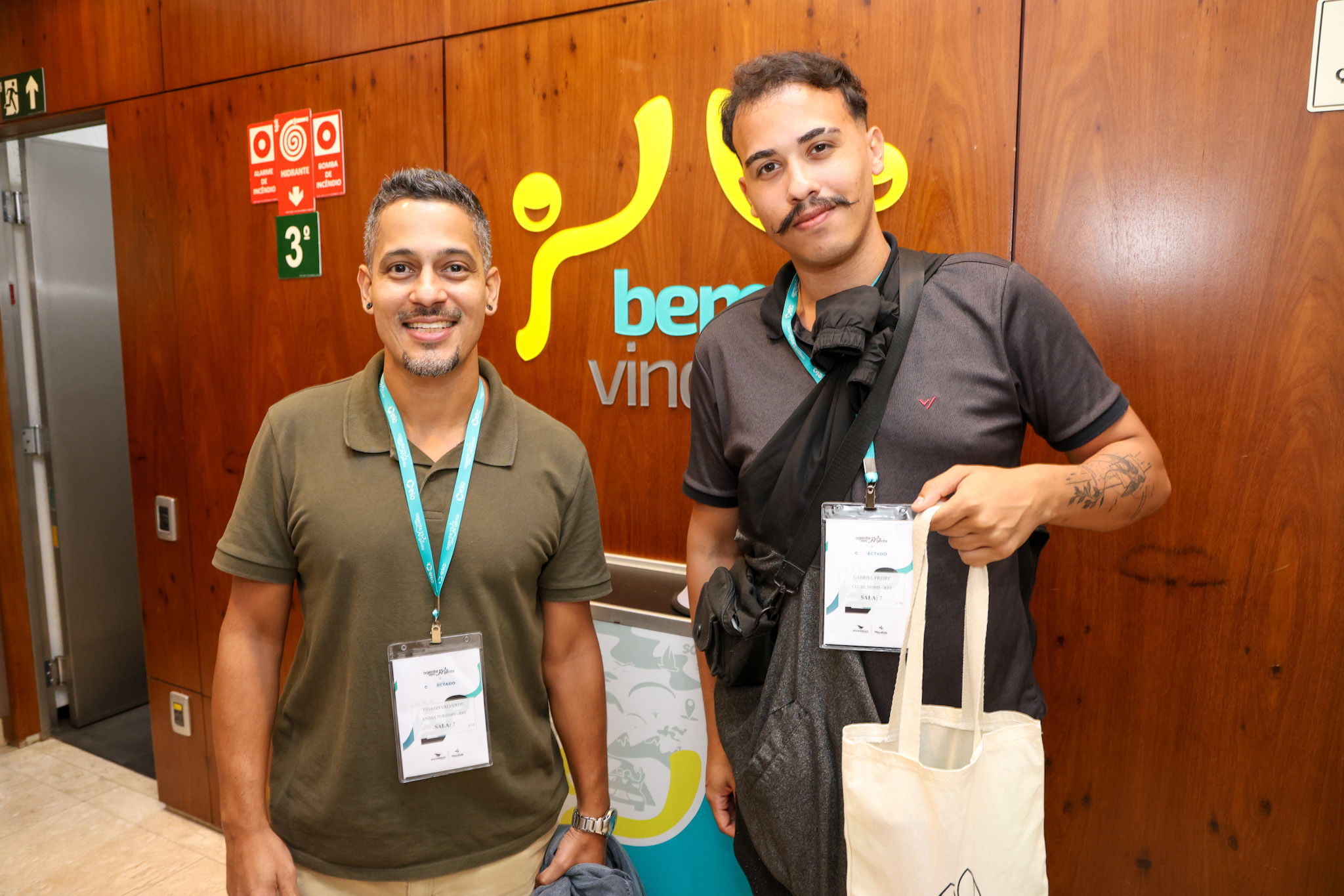 Thiago Valverde, da Anima Turismo, e Gabriel Freire, do Clube Moms Thiago Valverde, da Anima Turismo, e Gabriel Freire, do Clube Moms