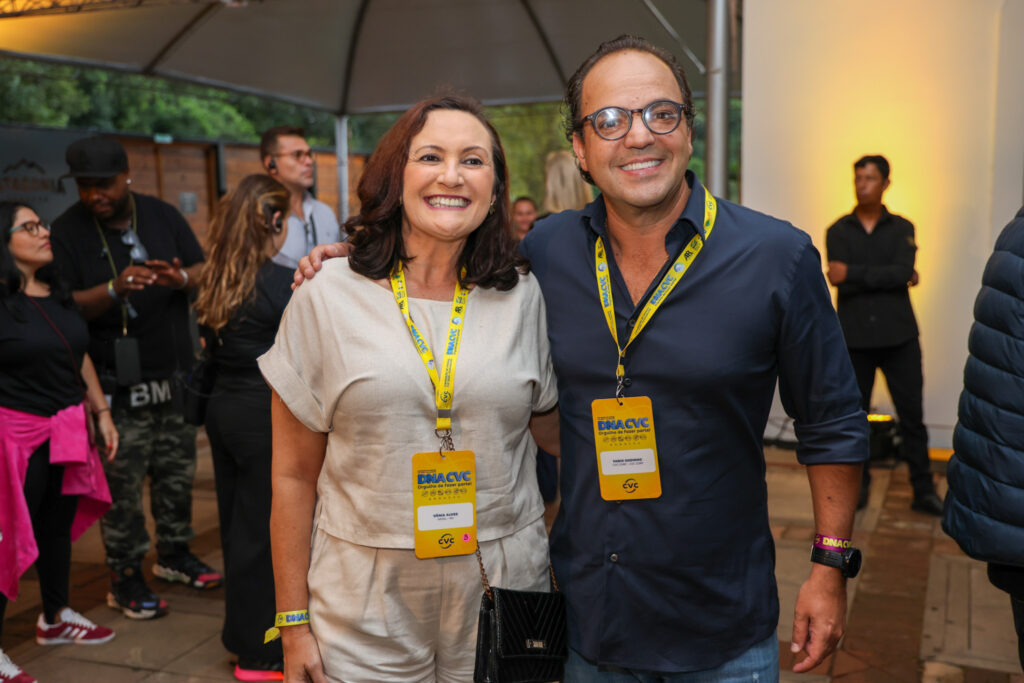 Vânia Alves, da CVC-RN, e Fábio Godinho, CEO da CVC Corp