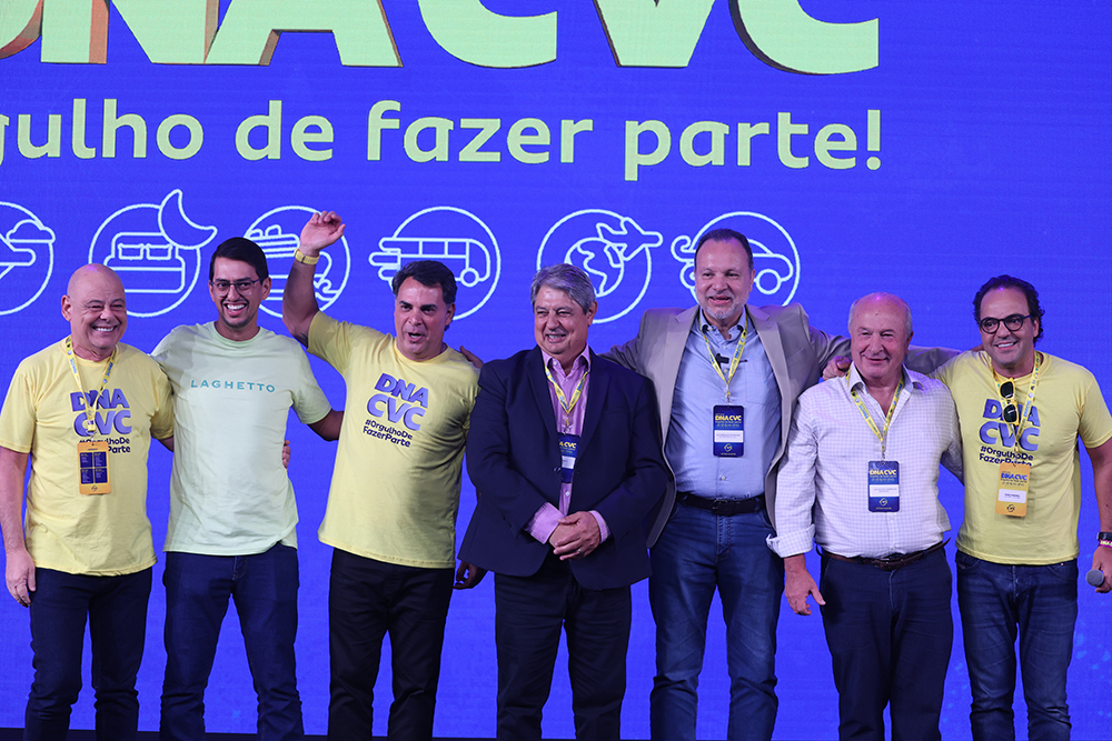 Mario Gaspari, Emerson Belan e Fabio Godinho, da CVC, receberam os parceiros do Laghetto, de Gramado e do Rio Grande do Sul, como o prefeito Nestor Tissot e o secretário de Turismo do RS, Luiz Fernando e Luia Barbacovi