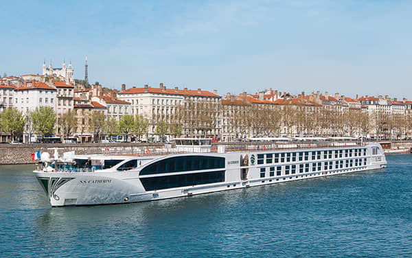 R11 Travel passa a incluir cruzeiros fluviais da Uniworld em seu portfólio 1 s s catherine cruise ship R11 Travel passa a incluir cruzeiros fluviais da Uniworld em seu portfólio