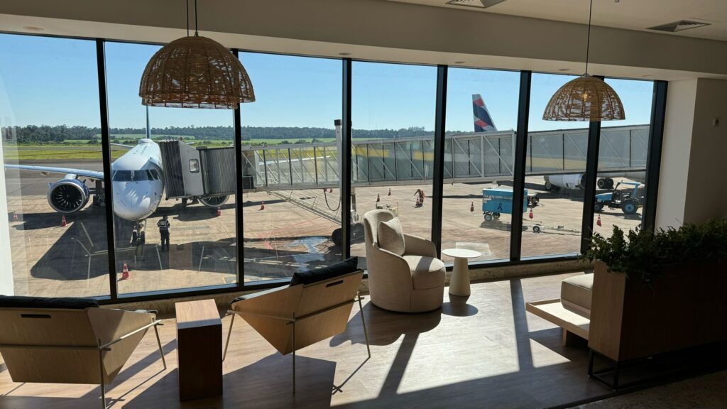 vista Aeroporto de Foz do Iguaçu ganha nova sala VIP com vista panorâmica