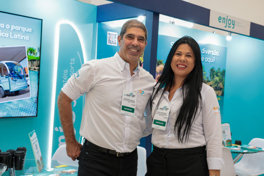 Alexandre Zubaran e Perla Fernandes, da Enjoy Hotéis e Resorts