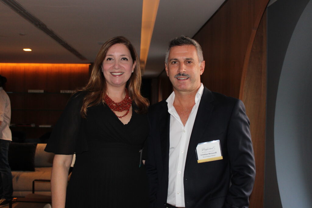 Aline Rubbo, do Preferred Hotels, e Cristian Bernardi, do Fera Palace