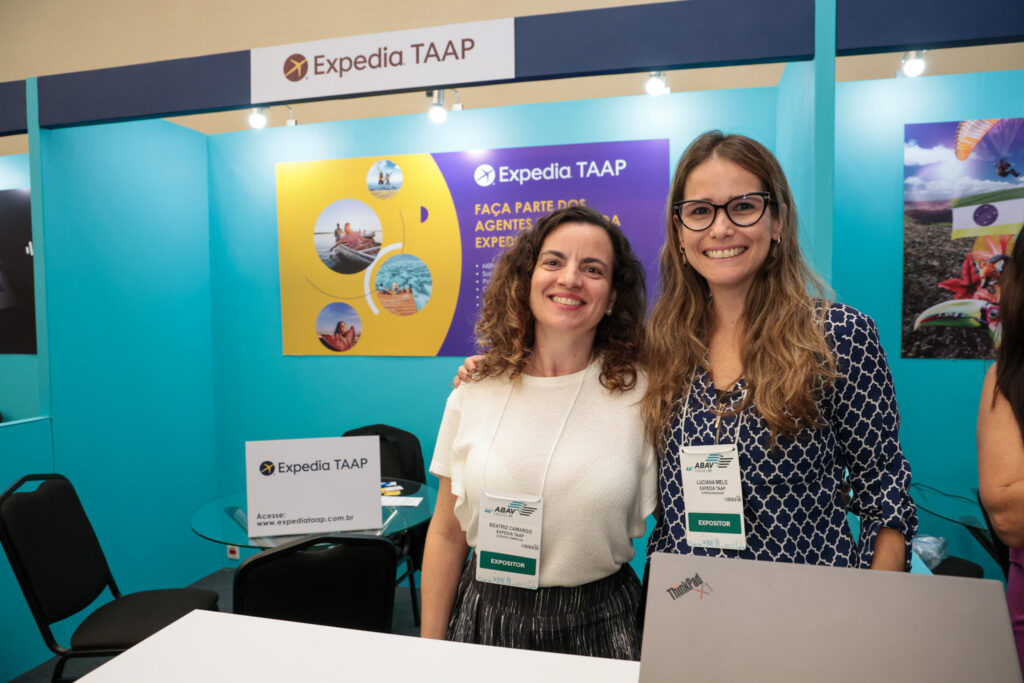 Beatriz Camargo e Luciana Melo, da Expedia Taap