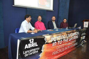 Roraima lança cartilha de boas práticas e gestão da pesca esportiva 1 Bruno Muniz de Brito diretor do Departamento de Turismo da SeturRR fala no lancamento da cartilha com demais autoridades Roraima lança cartilha de boas práticas e gestão da pesca esportiva