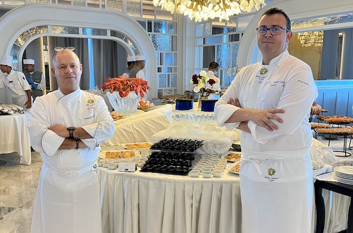 Oceania Cruises anuncia novos diretores executivos de Culinária 1 Chef Eric Barale Chef Alexis Quaretti e1712593574254 Oceania Cruises anuncia novos diretores executivos de Culinária