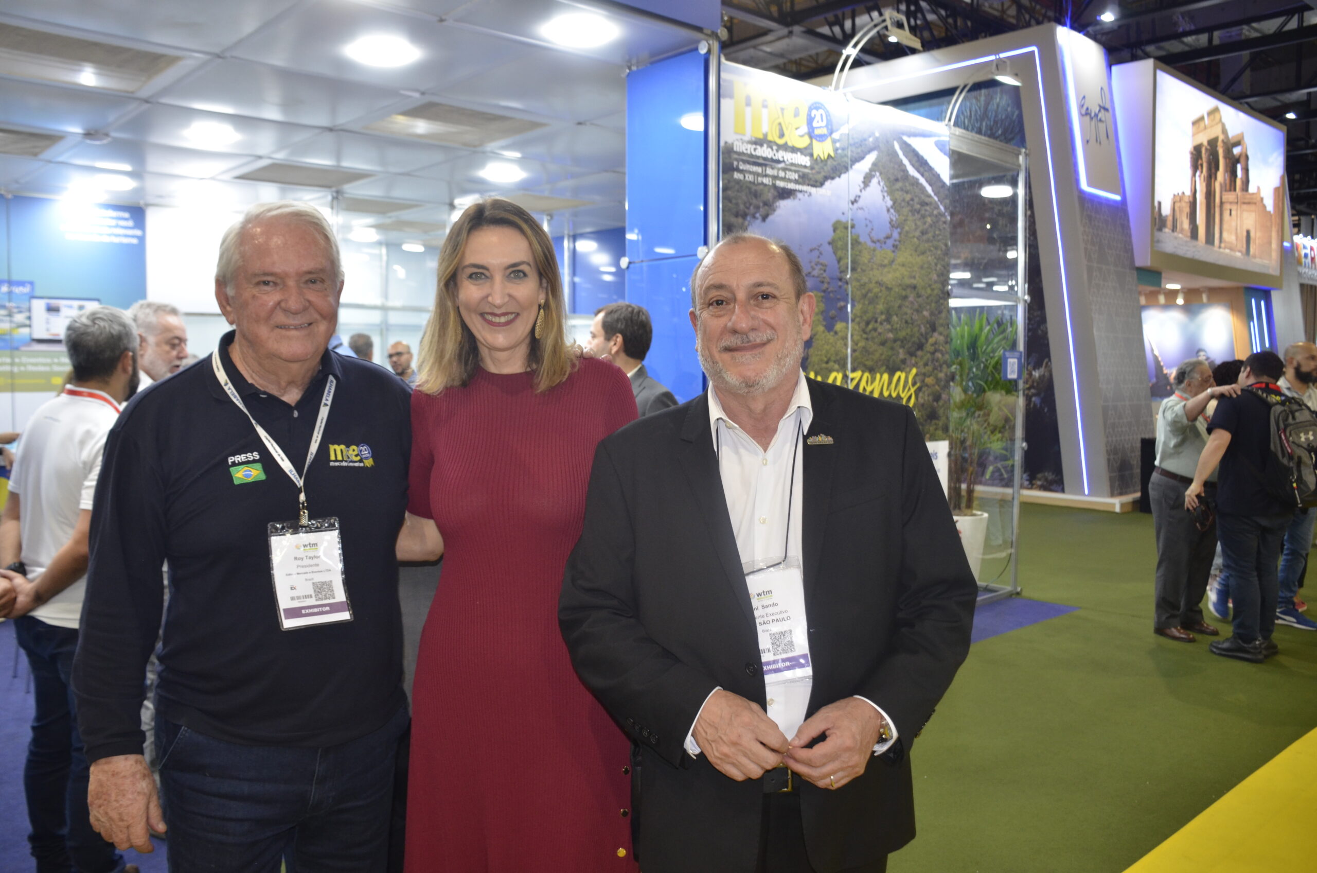 Roy Taylor, do M&E, com Luciane Leite, da secretaria de turismo de São Paulo e Toni Sando, do Visite SP Roy Taylor, do M&E, com Luciane Leite, da secretaria de turismo de São Paulo e Toni Sando, do Visite SP