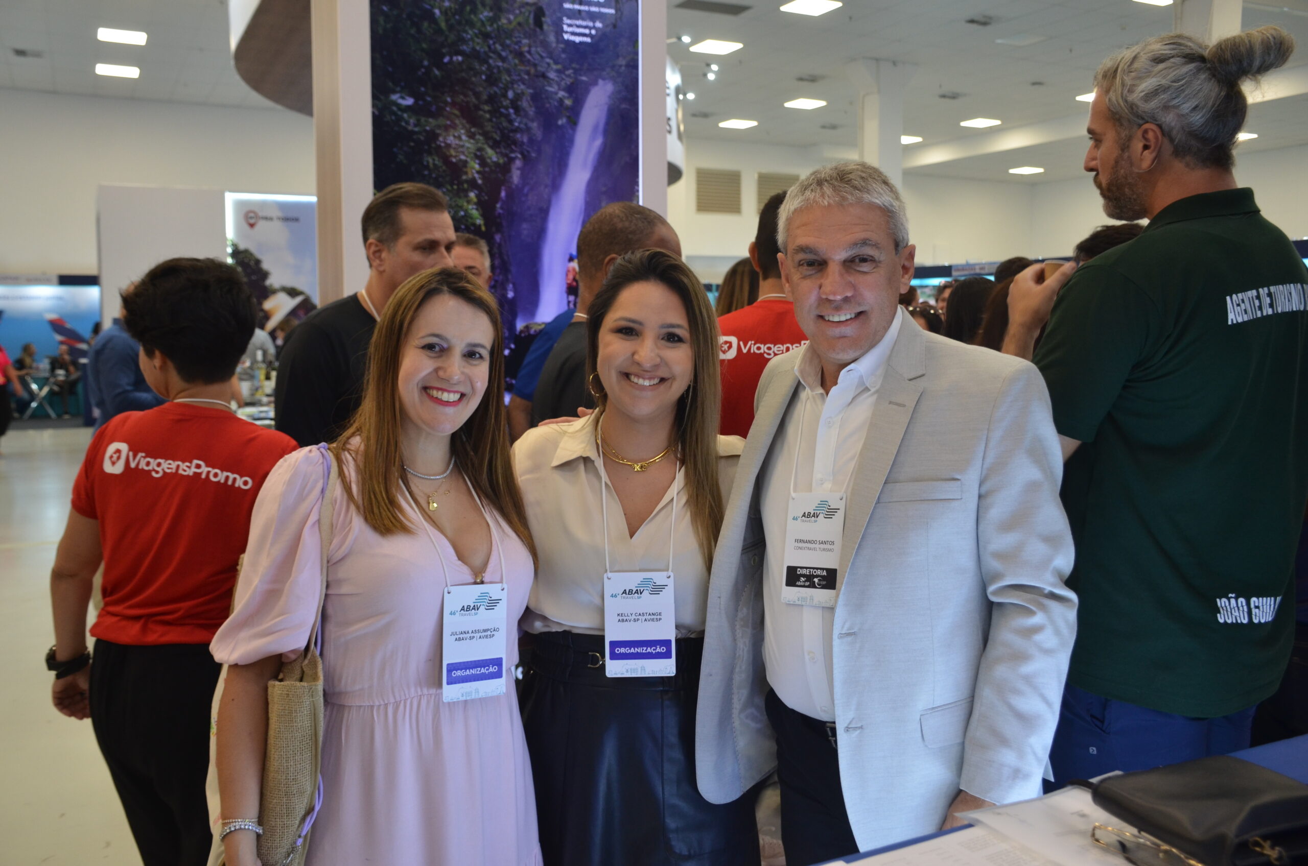 Juliana Assumpção, Kelly Castange e Fernando Santos, da Abav-SP l Aviesp Juliana Assumpção, Kelly Castange e Fernando Santos, da Abav-SP l Aviesp