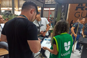 Realizada pela Univille em parceria com o Joinville Convention Bureau, pesquisa destacou segurança e limpeza pública como itens melhor avaliados; alimentação e receptividade também conquistaram os visitantes entrevistados (Divulgação)