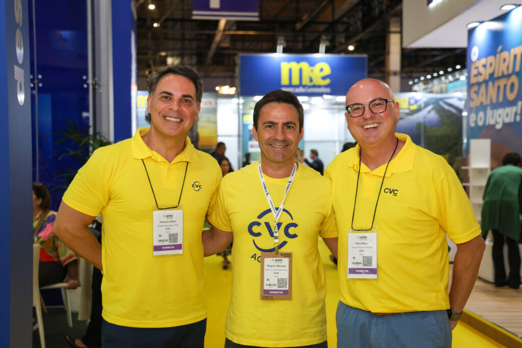 Emerson Belan, CVC Corp, Rogério Mendes, da CVC Agentes, e Fábio Mader, da CVC Corp