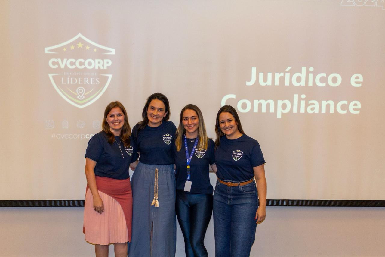 Time de líderes de Jurídico e Compliance, diretoria liderada por Karin Rocha Time de líderes de Jurídico e Compliance, diretoria liderada por Karin Rocha