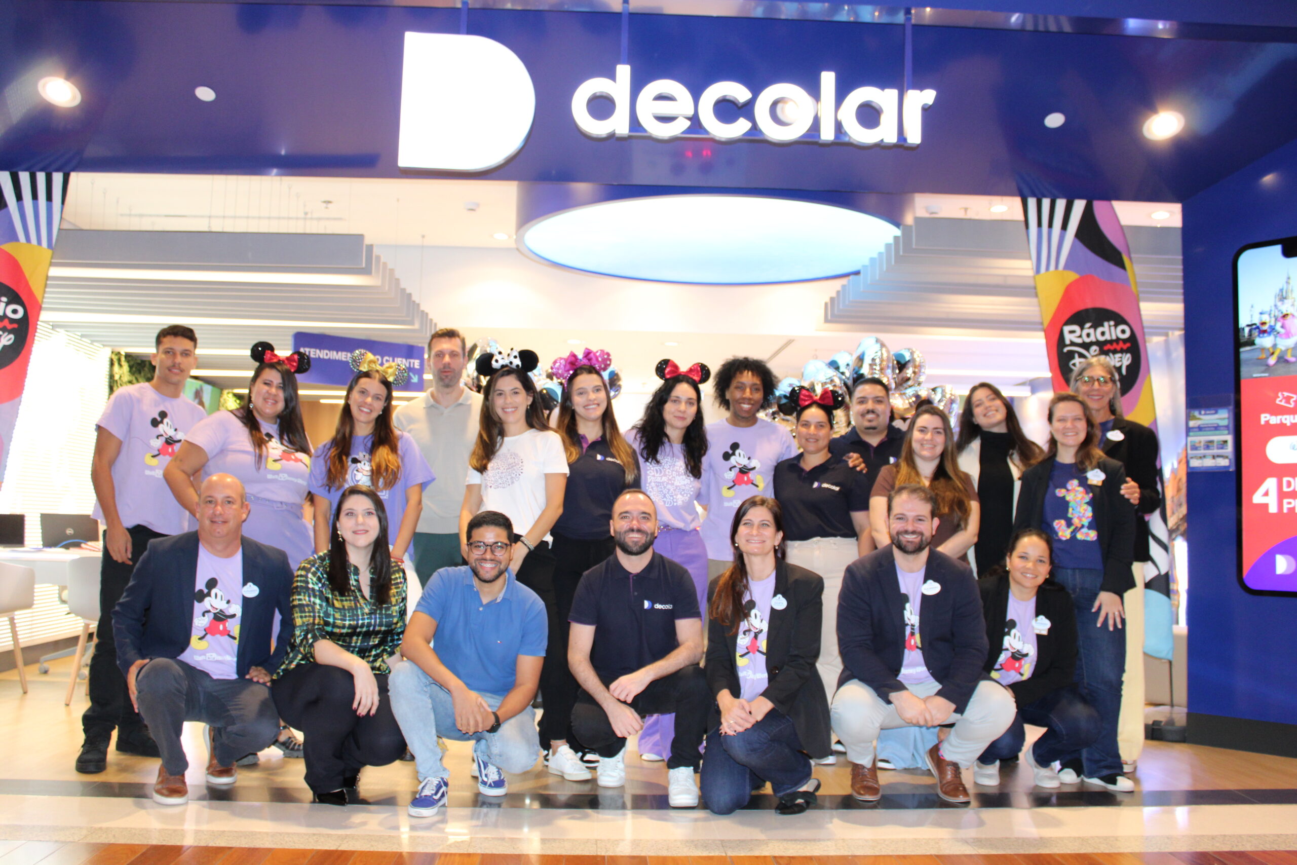 Equipe Disney e Decolar