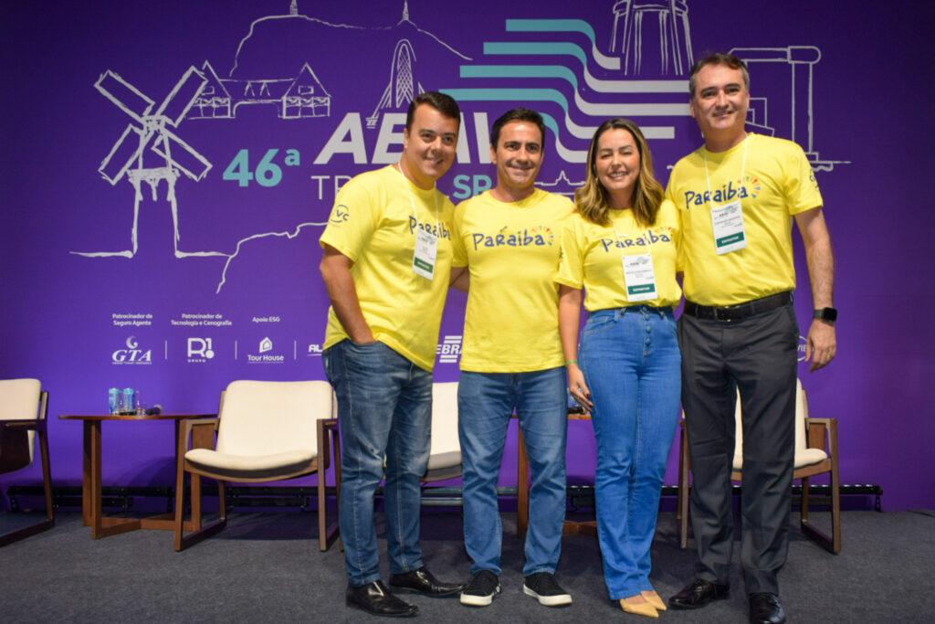 Equipe da PBTur e CVC na capacitação durante a Abav TravelSP