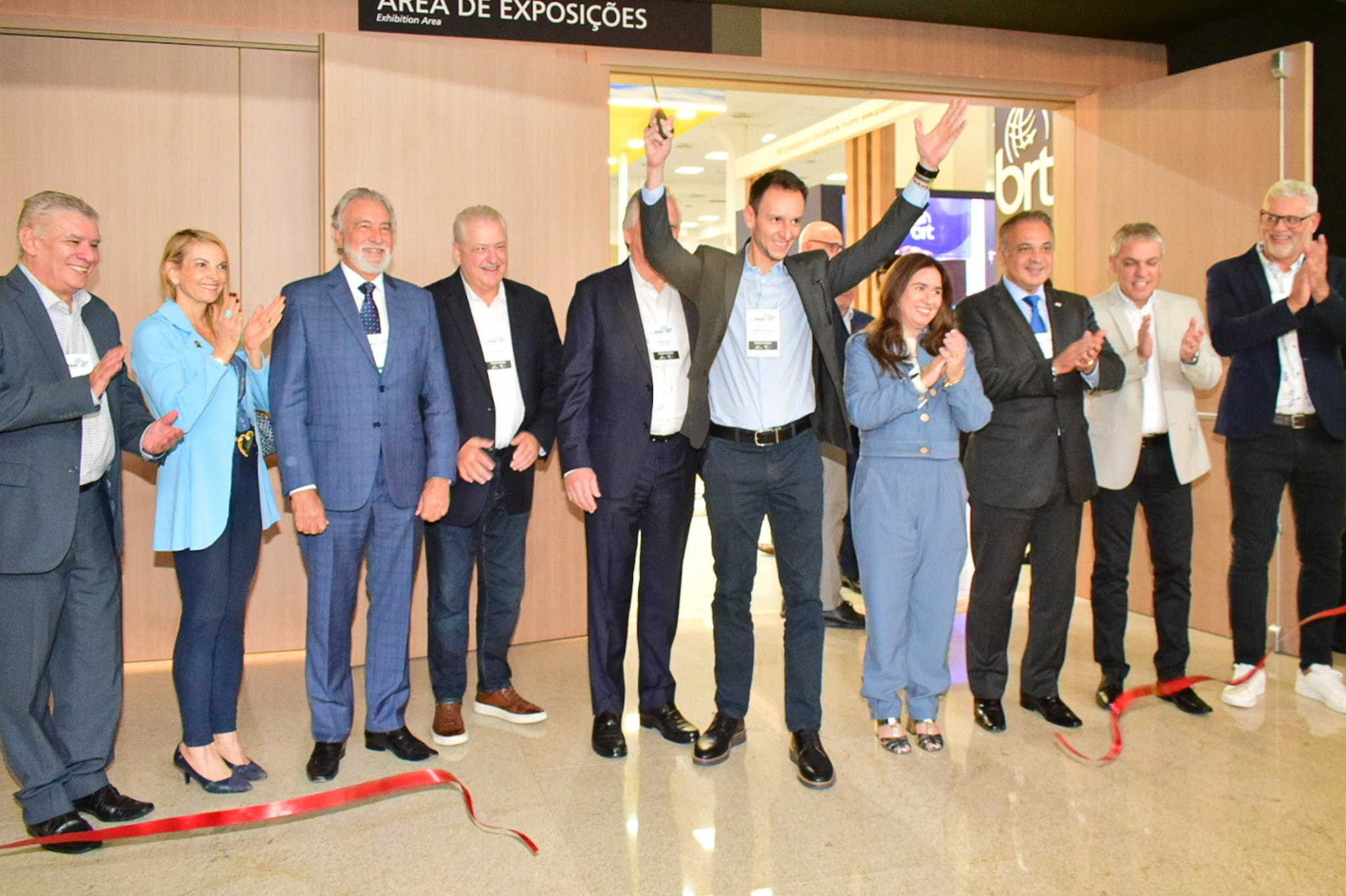 Executivos do trade celebram a abertura da Abav TravelSP Executivos do trade celebram a abertura da Abav TravelSP